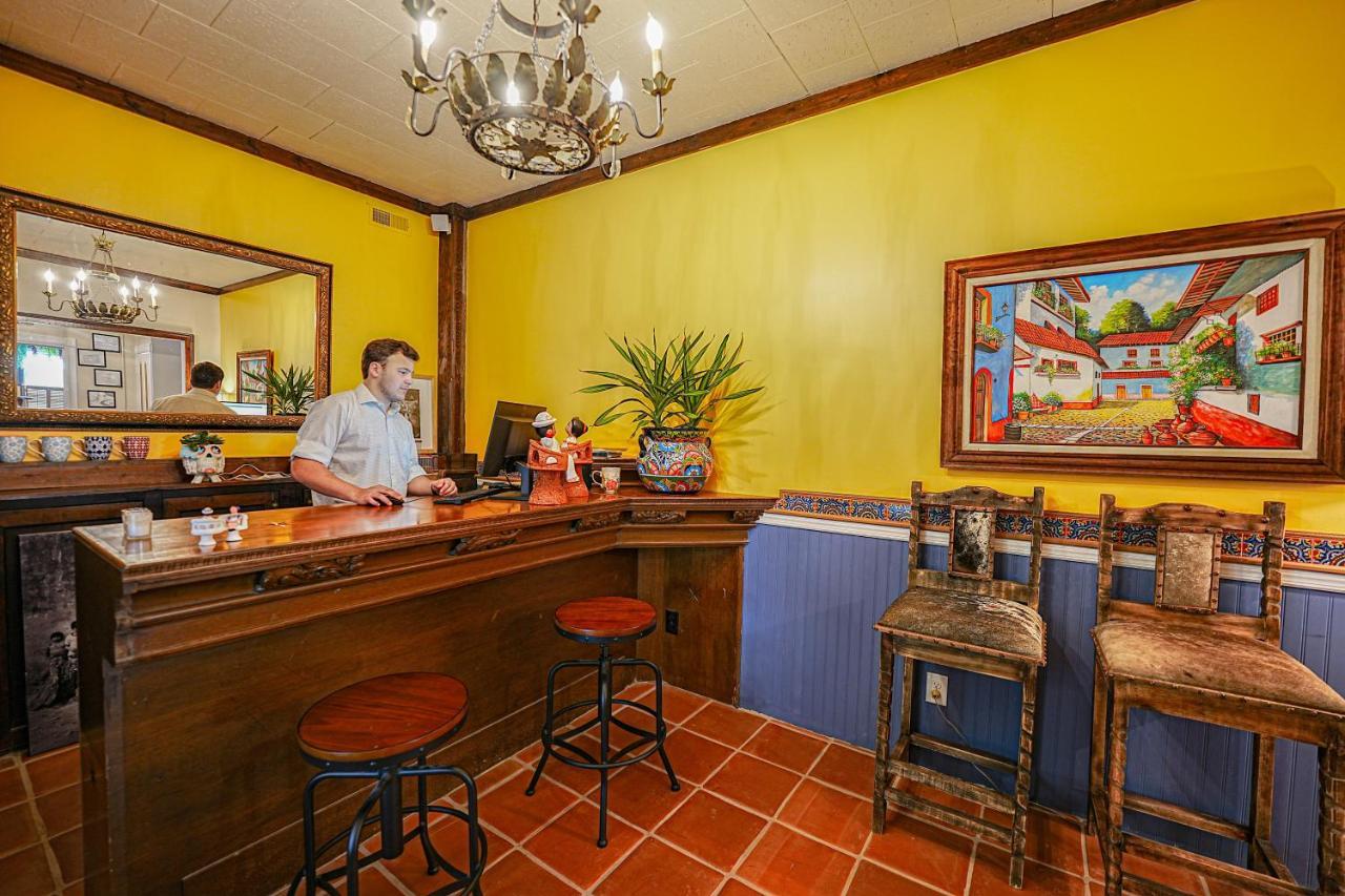 La Posada Milford Zewnętrze zdjęcie